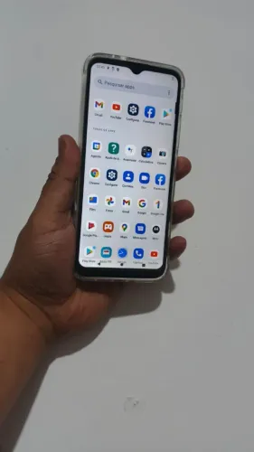 Moto G30 128 Gigas acompanha película 3d+ capinha transparente+ cabo
