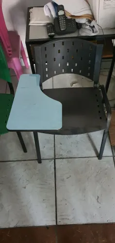 Cadeira escolar