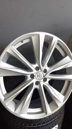 Rodas R20 com Pneus completo