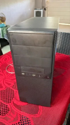 Cpu core i5 com 8Gb de Ram 320Gb de armazenamento