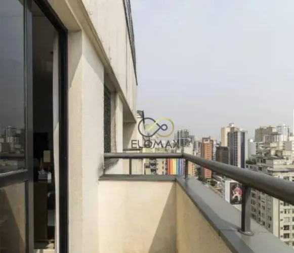 Vende - Cobertura Duplex - 132m² - Condomínio Avant Place - Barra Funda - SP.