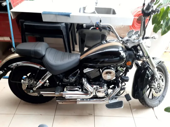 Vendo moto Custom Denver classic