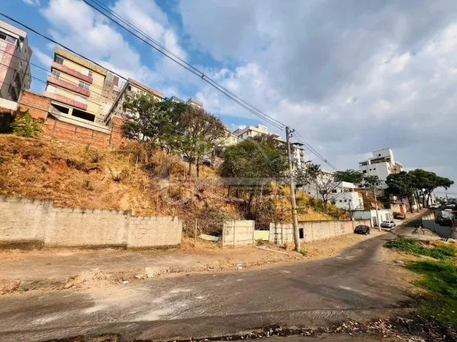 Lote à venda, Ouro Preto - Belo Horizonte/MG