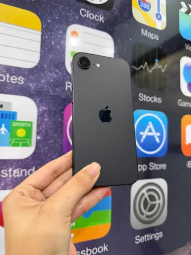 Iphone 16E - 128GB seminovo ( tudo funcionando perfeitamente