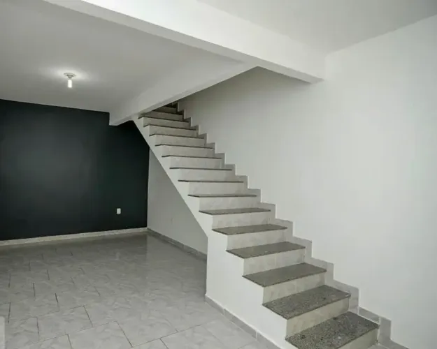 Casa de Vila para venda com 100 metros quadrados com 2 quartos