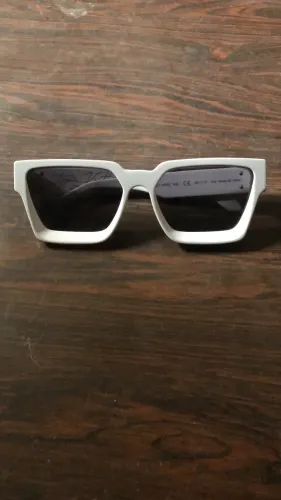 Óculos Louis Vuitton