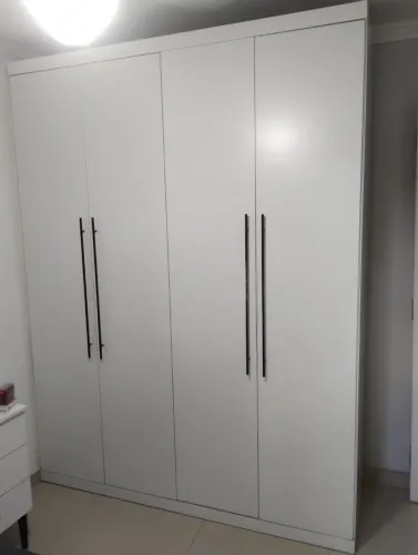 Guarda Roupa 4 portas