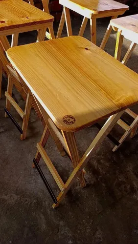 Mesa bistrô, mesa de bar. 