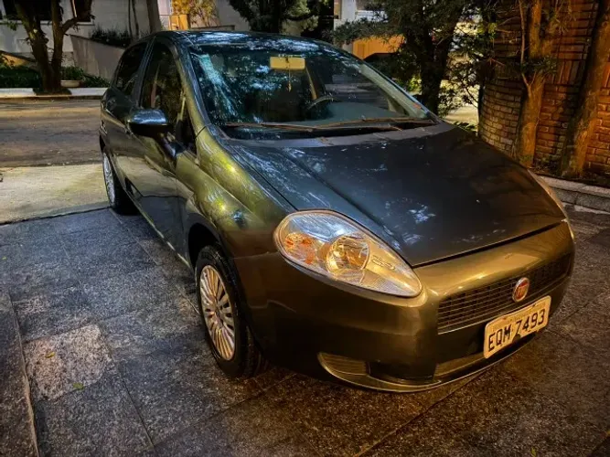 Fiat Punto Attractive 1.4 Fire Flex 8V 5P 2012