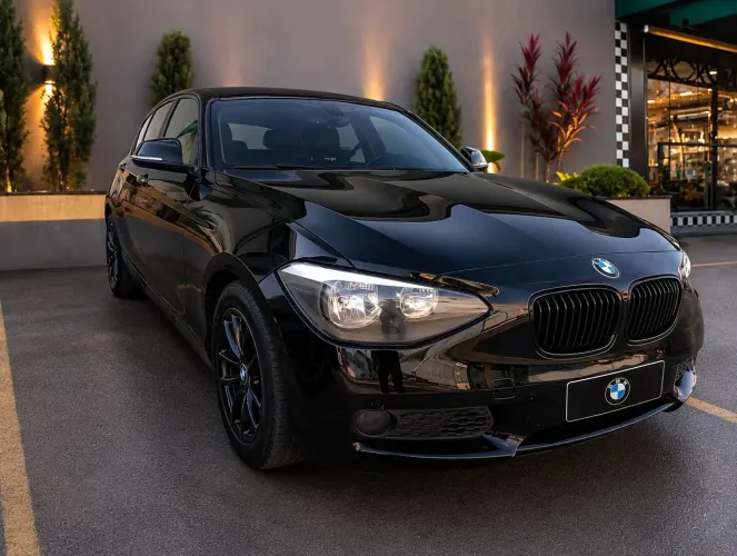 BMW 116IA 1.6 TB 16V 136cv 5P 2013
