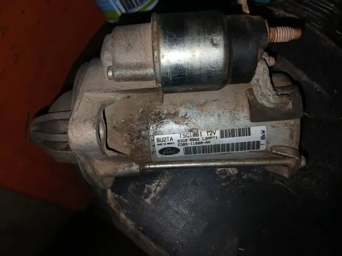 Vendo motor de arranque Ford ka 3celindros 1.0 
