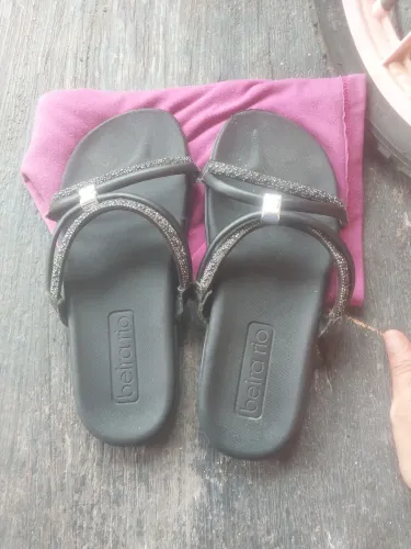 sandália beira rio usada só 3 vezes