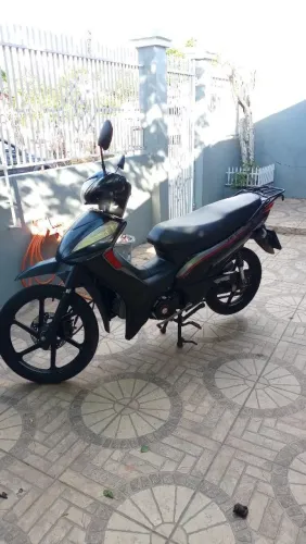 Moto pra venda 
