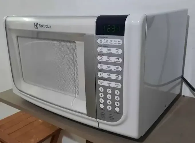 Microondas Electrolux 31 litros