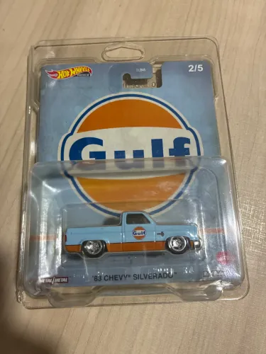Hot Wheels Chevy Silverado 83 Gulf