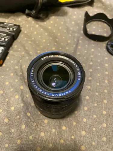 Lente Fujifilm XF 18-55mm - Muito conservada