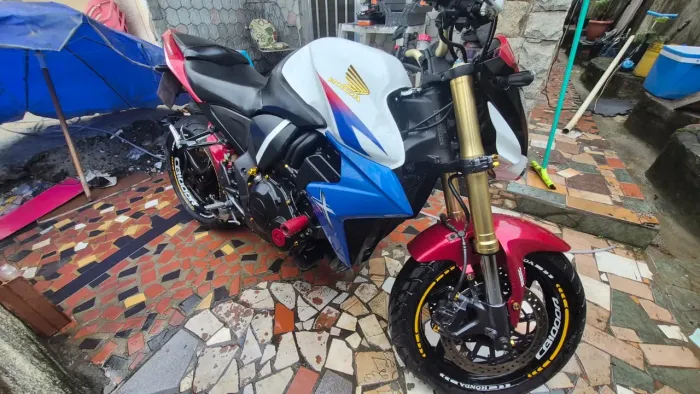 Cb1000R Capitão América