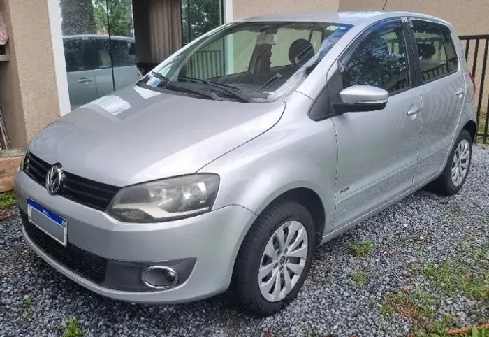 Volkswagen Fox 1.0 MI Total Flex 8V 5P 2013