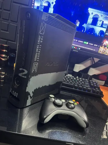 XBOX 360 FAT CALL OF DUTY MW2