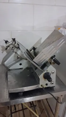 Vendo itens para pizzaria ou padaria urgente!