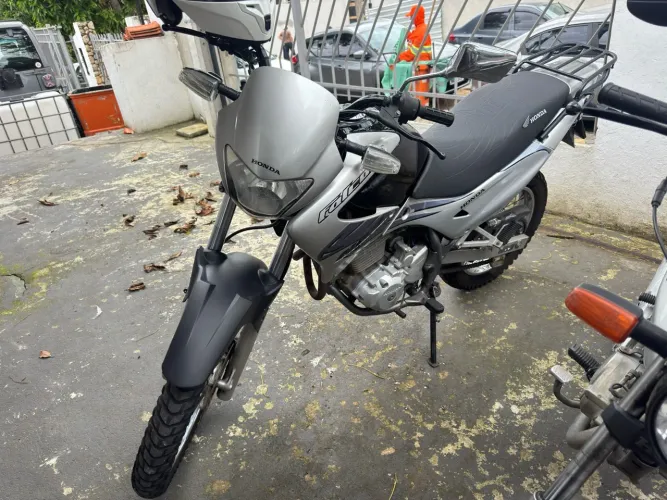 Honda NX 4 Falcon 400 2007