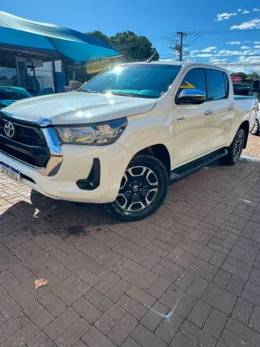 Toyota Hilux CD SRV 4X4 2.8 TDI Diesel Aut. 2022