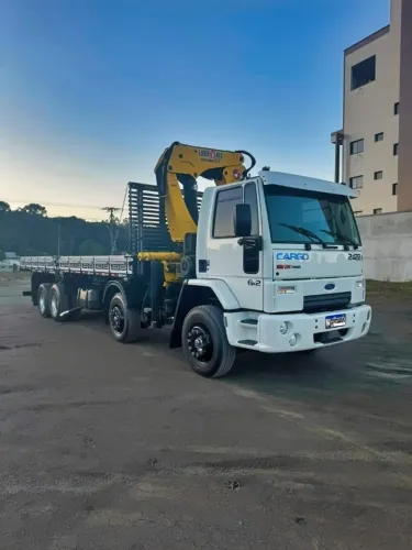 ford cargo 2422e bitruck 8x2 ano 2011 com munck muck luna 45.5 ton