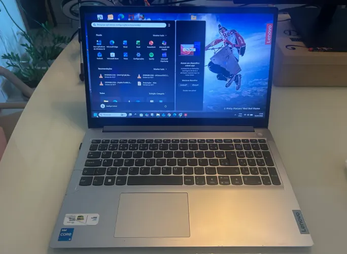 Notebook Lenovo IdeaPad 3 i5 11ª Geração 8GB RAM SSD 500GB