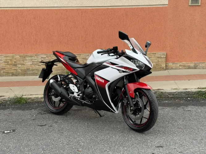 Yamaha Yzf r-3 321 2017