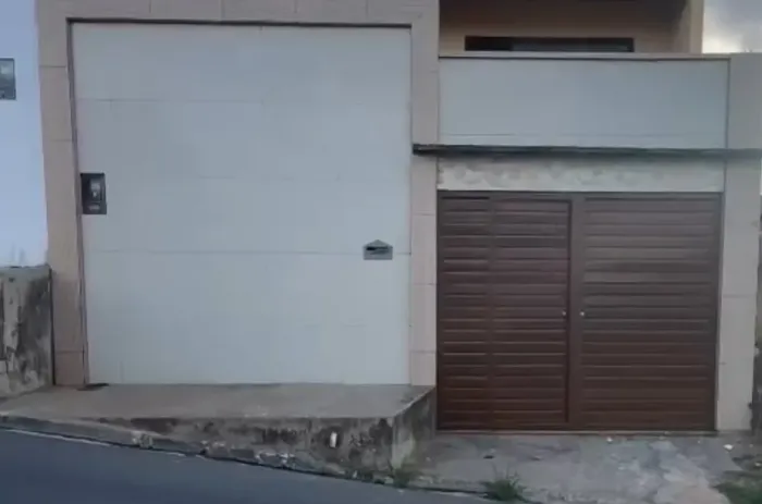 Casa 6x21m, 3/4 com suíte, Garagem..etc