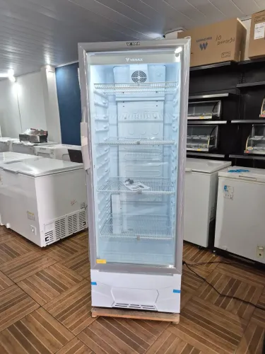 Expositor Novo na caixa 400 litros 