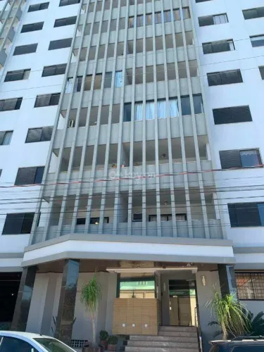 Apartamento para aluguel, 3 quartos, 1 suíte, 1 vaga, Centro - Tubarão/SC