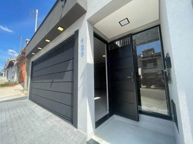 CASA TÉRREA à VENDA com 3 DORMITÓRIOS, 2 VAGAS no BAIRRO VINO BAROLO / PIEMONTE em BRAGANÇ