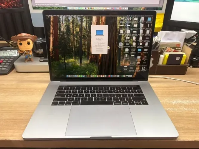 MACBOOK PRO 2019 15 CORE i7 - 32RAM