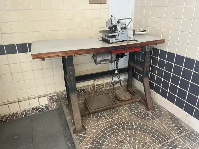 MÁQUINA DE COSTURA INDUSTRIAL BROTHER