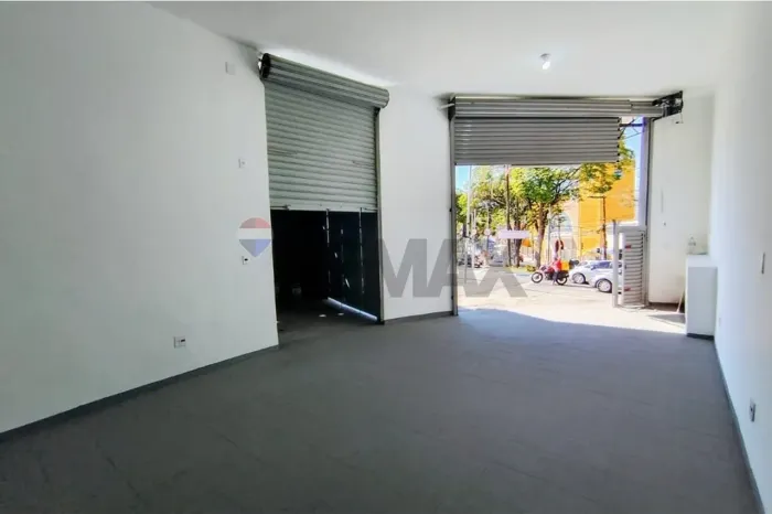 Galpão comercial reformado em Guarulhos, SP