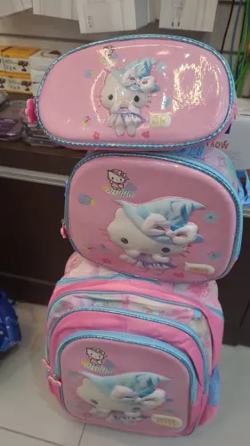 kit Mochila da HELLO KITTY com estojo e lancheira