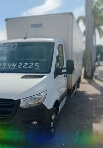 Caminhão Baú - MB Sprinter 516 2020 - Excelente Estado