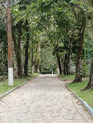 APARTAMENTO PARA LOCAÇÃO EM VARGEM GRANDE