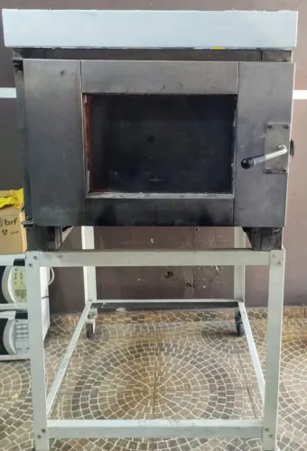 ? FORNO PARA ASSAR PÃES E ESFIRRAS - OPORTUNIDADE ?