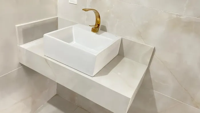 Pias de porcelanato 