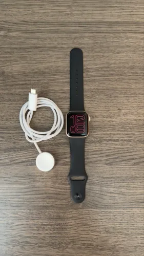 Apple watch se3, Gps+Celullar, 40 mm GARANTIA 07/27