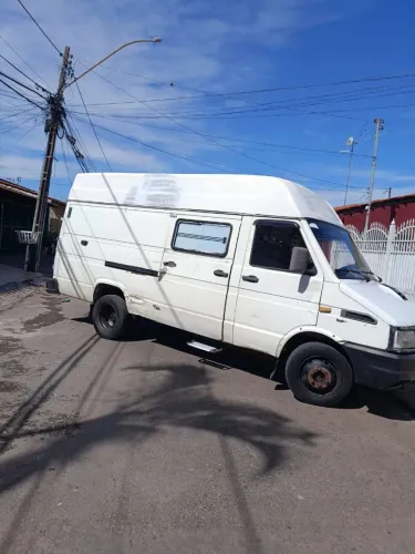 Iveco Daily Furgão Longo 49.1 8V2 2.8 120cv Diesel Mec. 1999