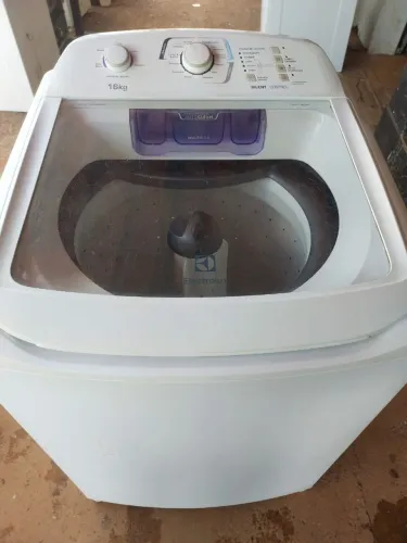 Maquina de lavar Electrolux 16k volts 220