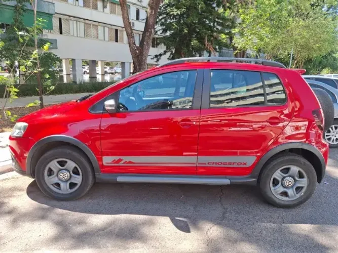 Volkswagen Crossfox 1.6 MI Total Flex 8V 5P 2012