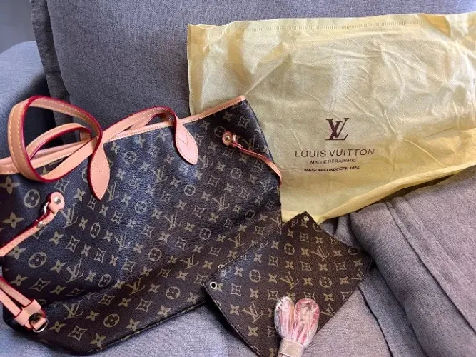 Bolsa LV