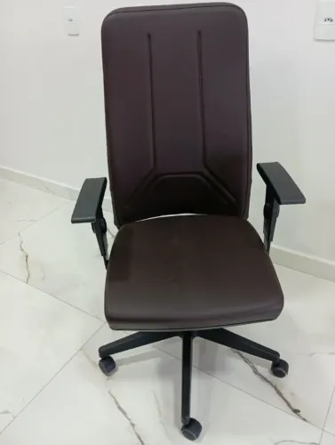Cadeira Giratória