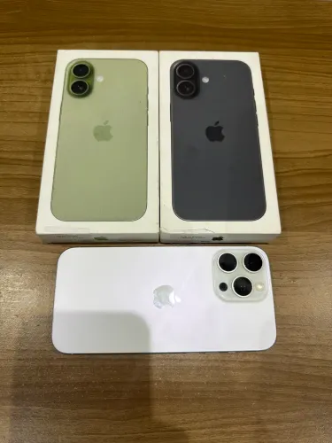 IPHONE 16 PROMAX, OU 17 NORMAL 256 GIGA