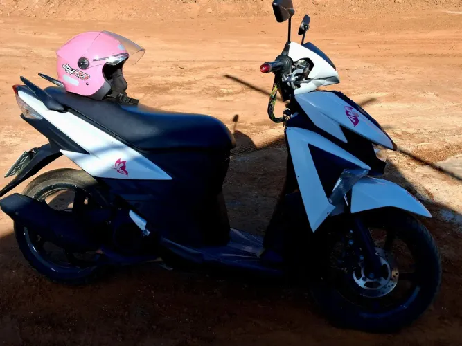 Moto .neo yamaha 125 automatica