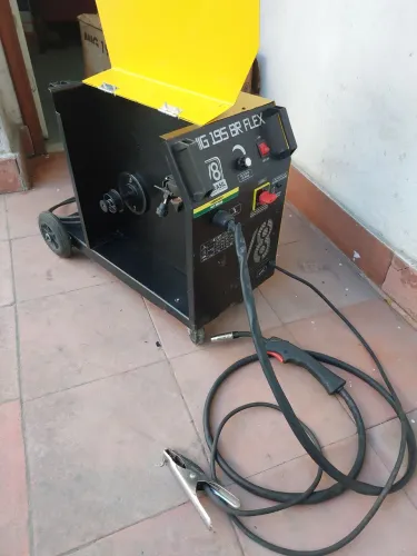 Máquina de solda Mig Flex 195 V8 Brasil 220V monofásico